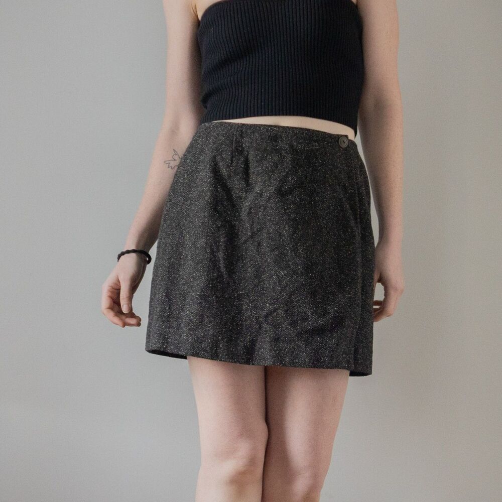 Vintage DKNY Gray Wool Preppy Academia Women's Mini Skirt